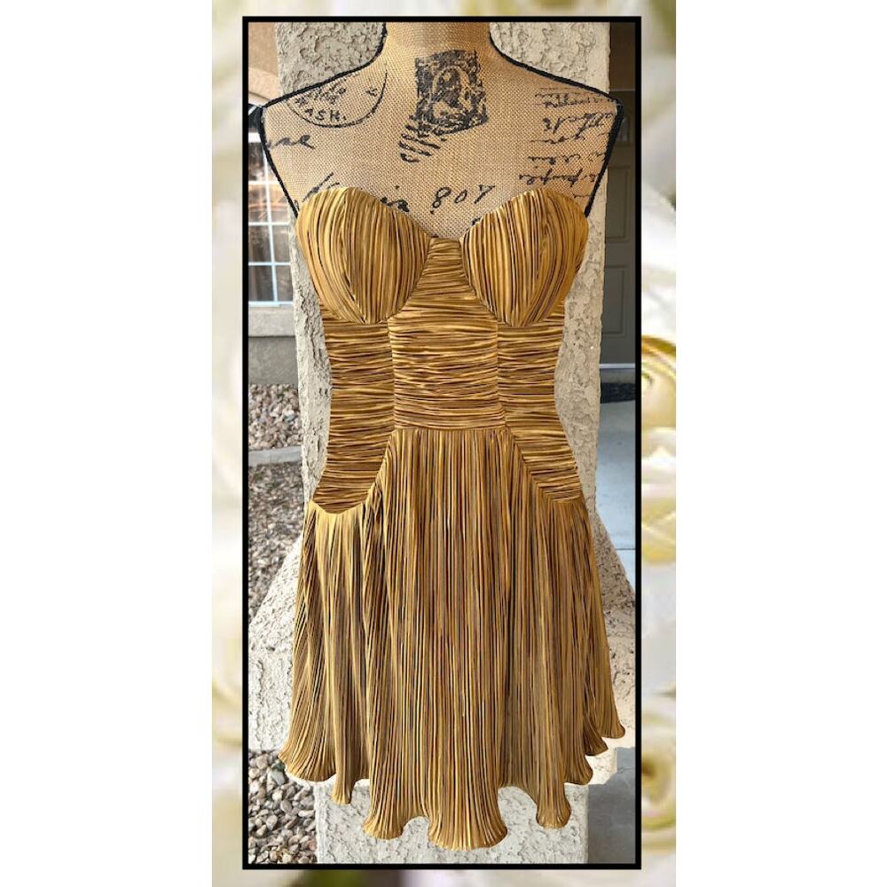 Lulu's Gold Mini Dress - Picture 3 of 8